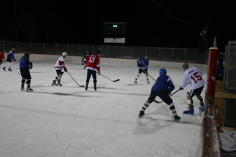 gal/Eishockeyspiel in Toblach/2008-02-02 SVR Eishockey 059.jpg